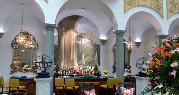 The Etichetta Bar, St Regis Florence