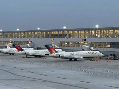 Delta Flight Delays & Cancellations: What you Need to Know!