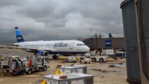jetBlue Flight Delays and Cancellations