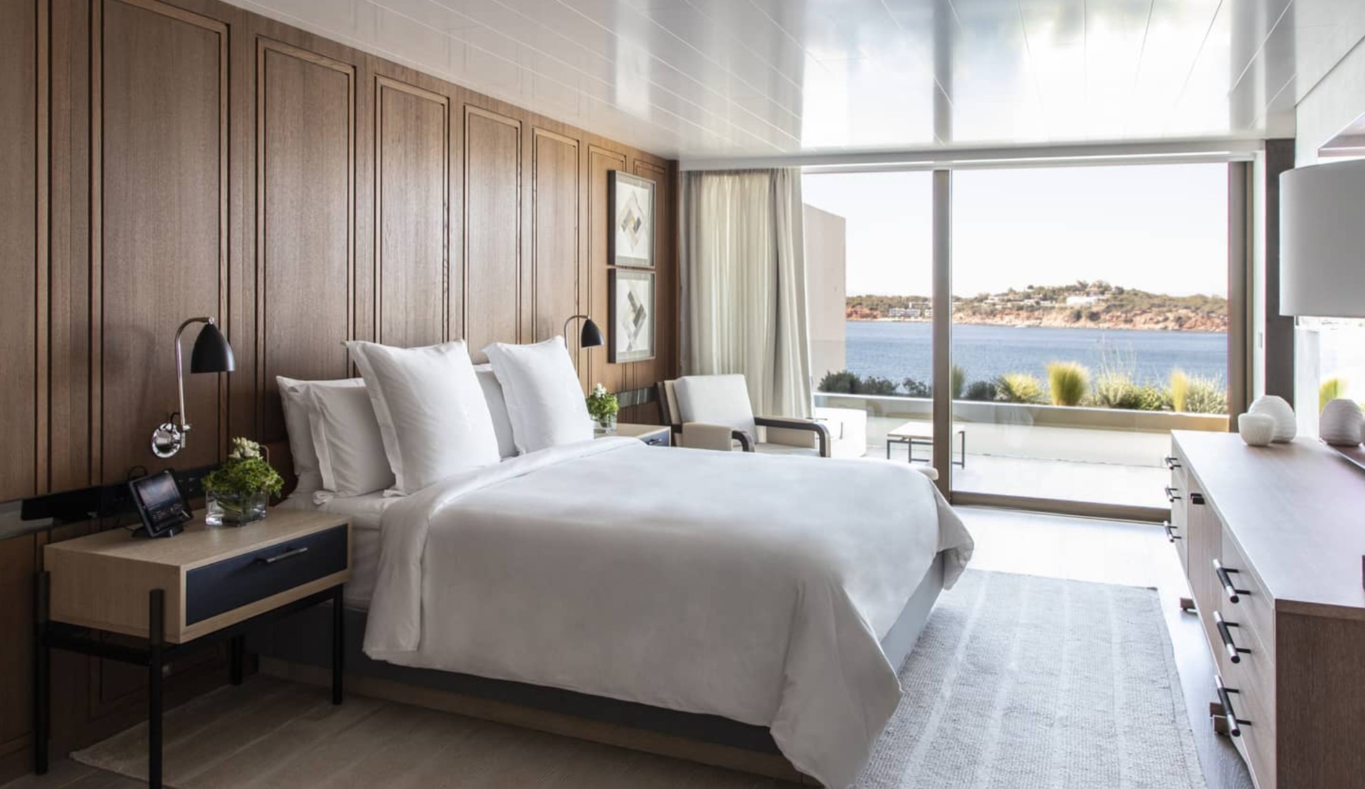 How too make room feel like a four seasons suite