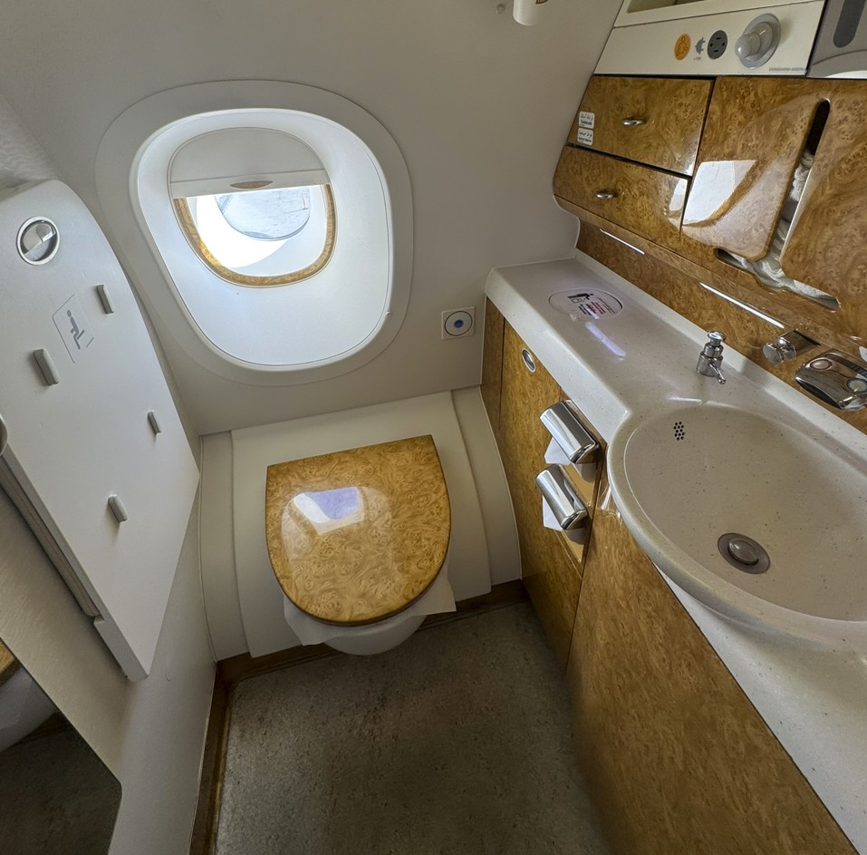 a380 bathroom